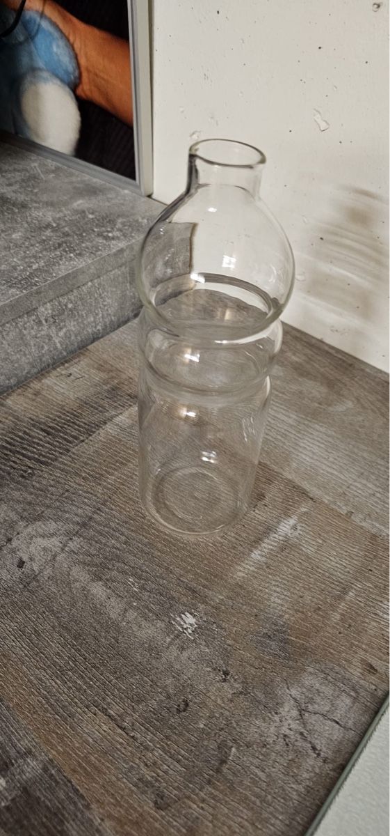 Vasen & Gefässe: Elegante Glas Vase, Modern Style – Gebraucht aus Oberurnen von Thanuja_11