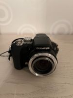 Olympus SP-550UZ Digitalkamera: 18x optischer Zoom, 7.1MP
