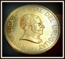 URUGUAY 1 PESO 1998 UNZ.