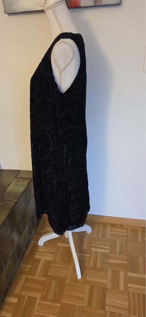 Nile Vestiti: Nile schwarzes Samtkleid mit Paisley Muster, Grösse M – Usato da St. Gallen venduto da mania03 1