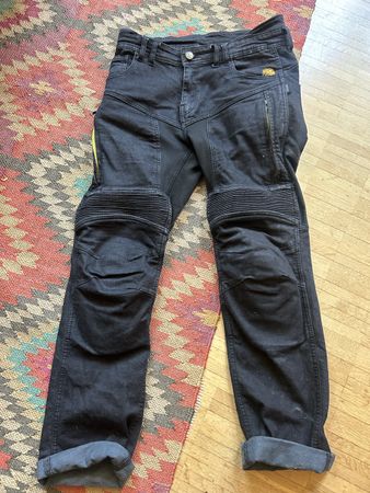 Motorradhosen Grösse 48