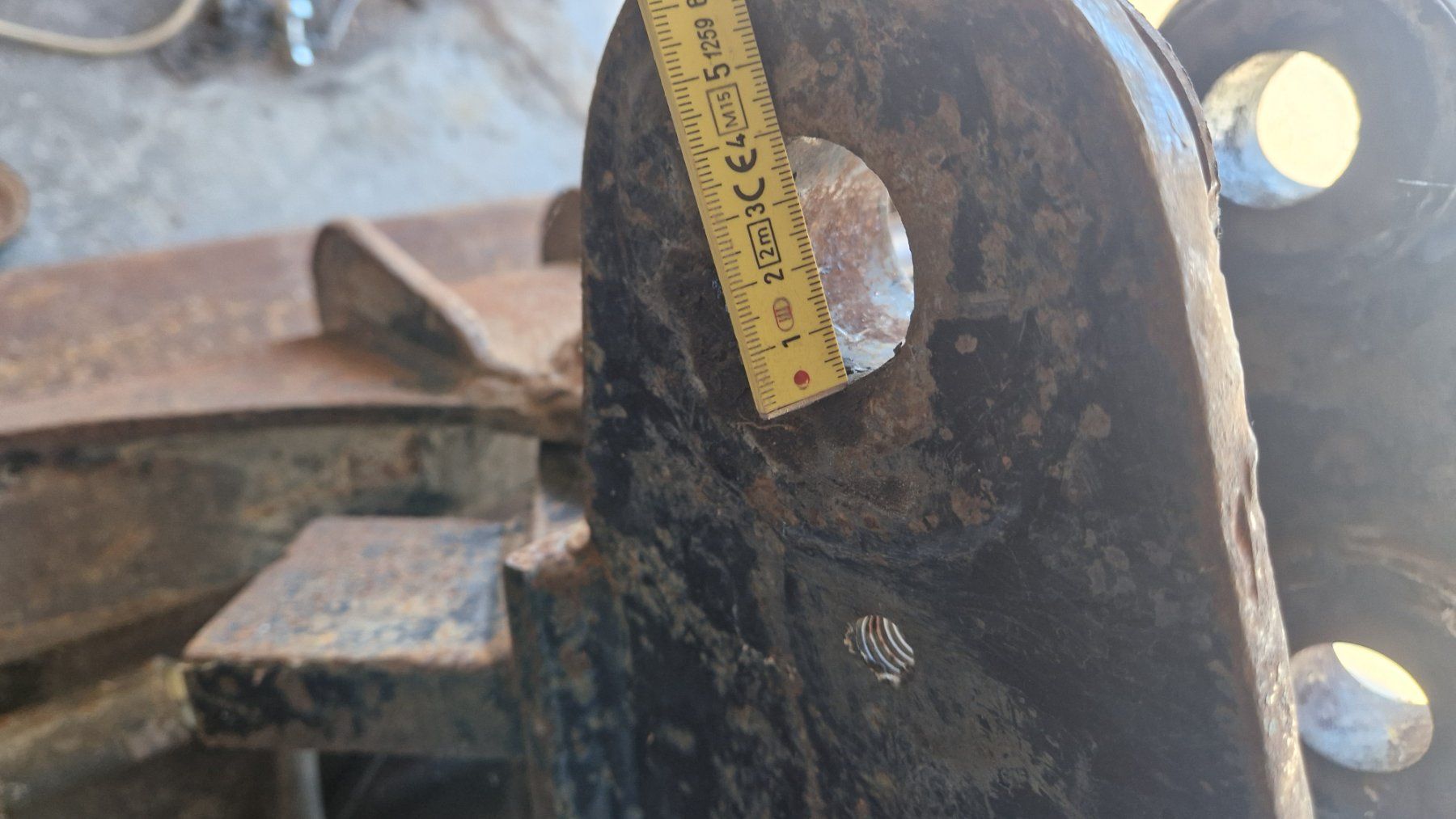 Escavatori: Godet de pelle hydraulique. – Usato da villars sur glane venduto da tavares05 3