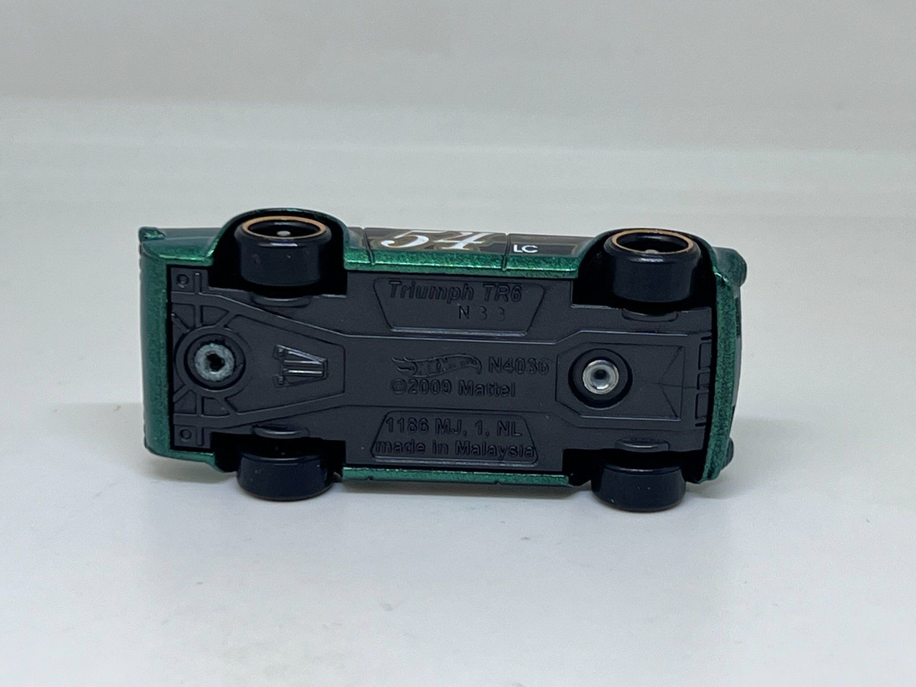 Hot Wheels Modellini d'auto: Hot Wheels Triumph TR6 #19 – Usato da Wildegg venduto da LaaBoutique 3