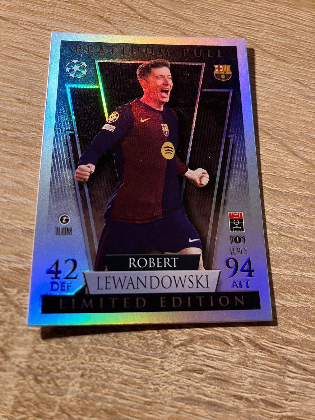 Topps Carte collezionabili: Topps Match Attax 2024-25 Lewandowski Platinum Pull Limited – Nuovo (secondo la descrizione) da Chur venduto da tozzi-stickerworld