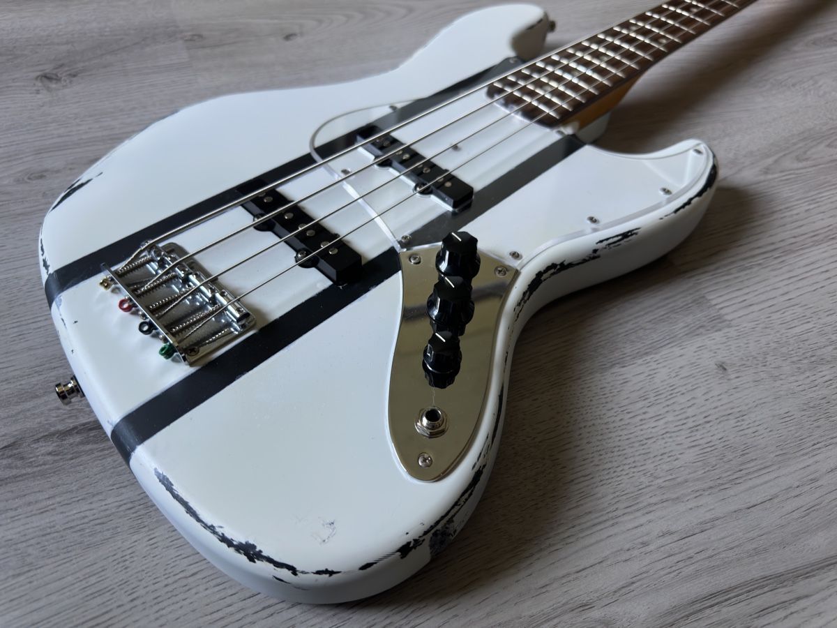 Strumenti musicali: Fernandes JB Bass – Usato da Recherswil venduto da Geruempel 1