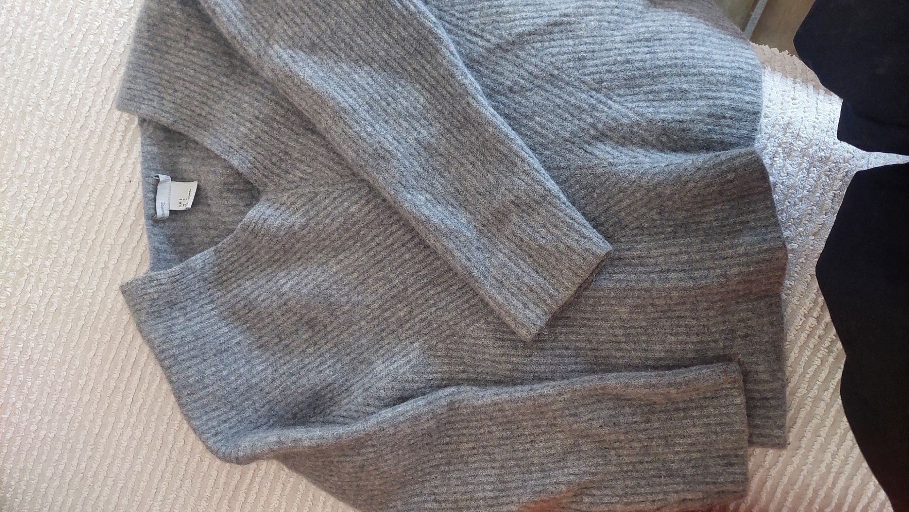 Maglioni & Felpe: Kashmir Pullover/eingelaufen – Difettoso da Basel venduto da O-MEGA 6