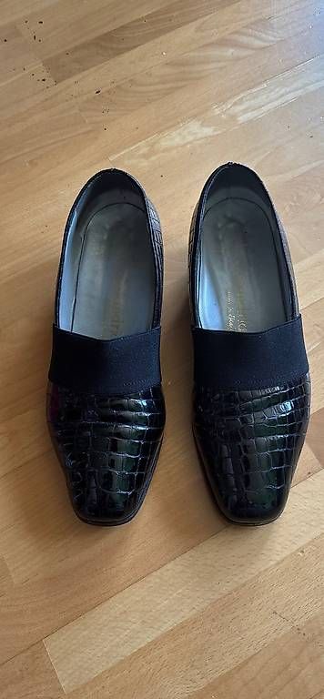 Scarpe da donna: Alexandria Damen Lackschuhe Gr. 5.5 – Usato da Seuzach venduto da Rockyalps
