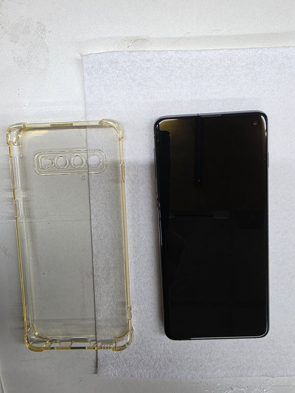 Samsung Telefoni cellulari / Smartphones: Samsung Galaxy S10 – Usato da Rüti ZH venduto da Madeira14