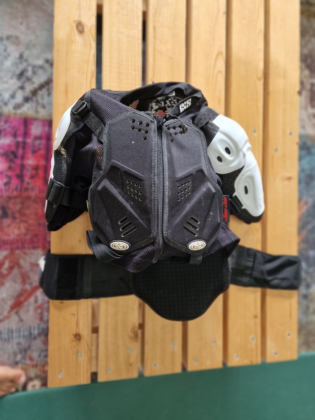 IXS Jacken: iXS Protektorenjacke Grösse M/L  – Gebraucht aus Glattfelden von Buda1