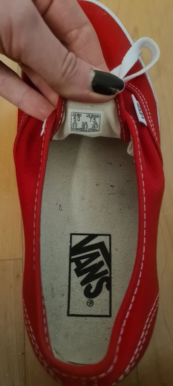Vans Chaussures hommes: Vans Sneakers – Neuf (Voir description) à Glattpark(Opfikon) par ejo_m8fr 2