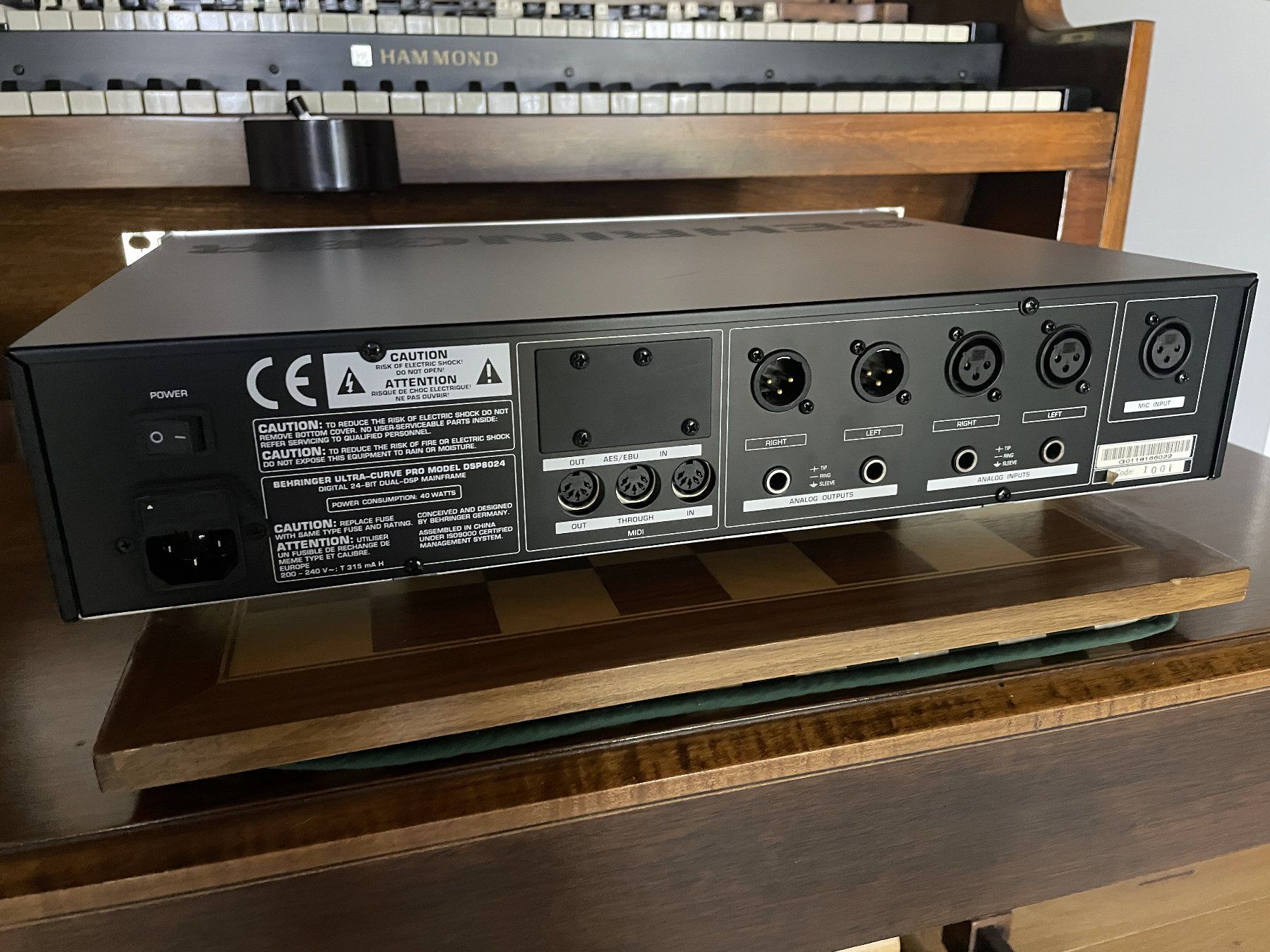 Behringer Egaliseurs: Behringer Ultra Curve Pro – D'occasion à Herbligen par Clancy5 5