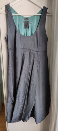 Kleid Grösse M Marke NLE Zustand neu, kaum getragen b