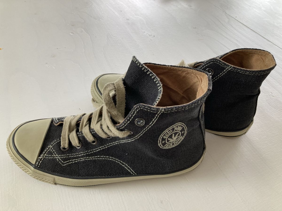 Scarpe da uomo: Hanf Schuhe Gr. 38 schwarz – Usato da Kesswil venduto da Branca-01 2