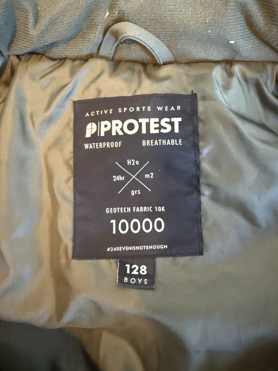 Protest Giacche & Cappotti: Neuwertige Protest Winterjacke Kinder, Grösse 128 – Usato da Langnau i. E. venduto da rah_59rn 2