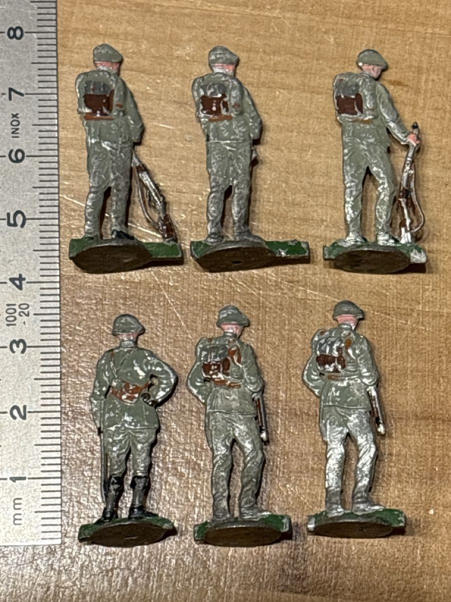 Statuette: Zinn Soldaten – Usato da Rümlang venduto da euqinom16 2