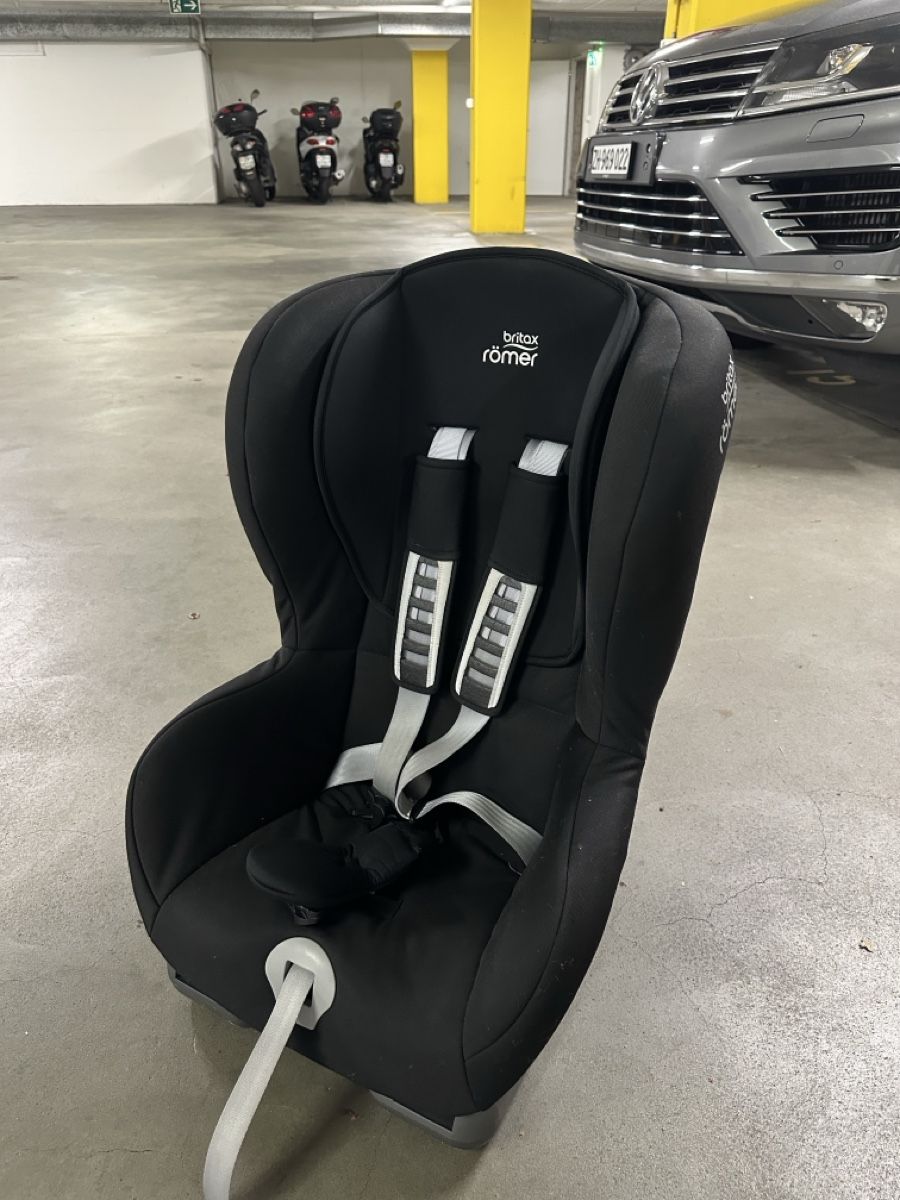 Britax Römer Seggiolini per auto: Britax Römer Duo Plus  – Usato da Thalwil venduto da art_kor