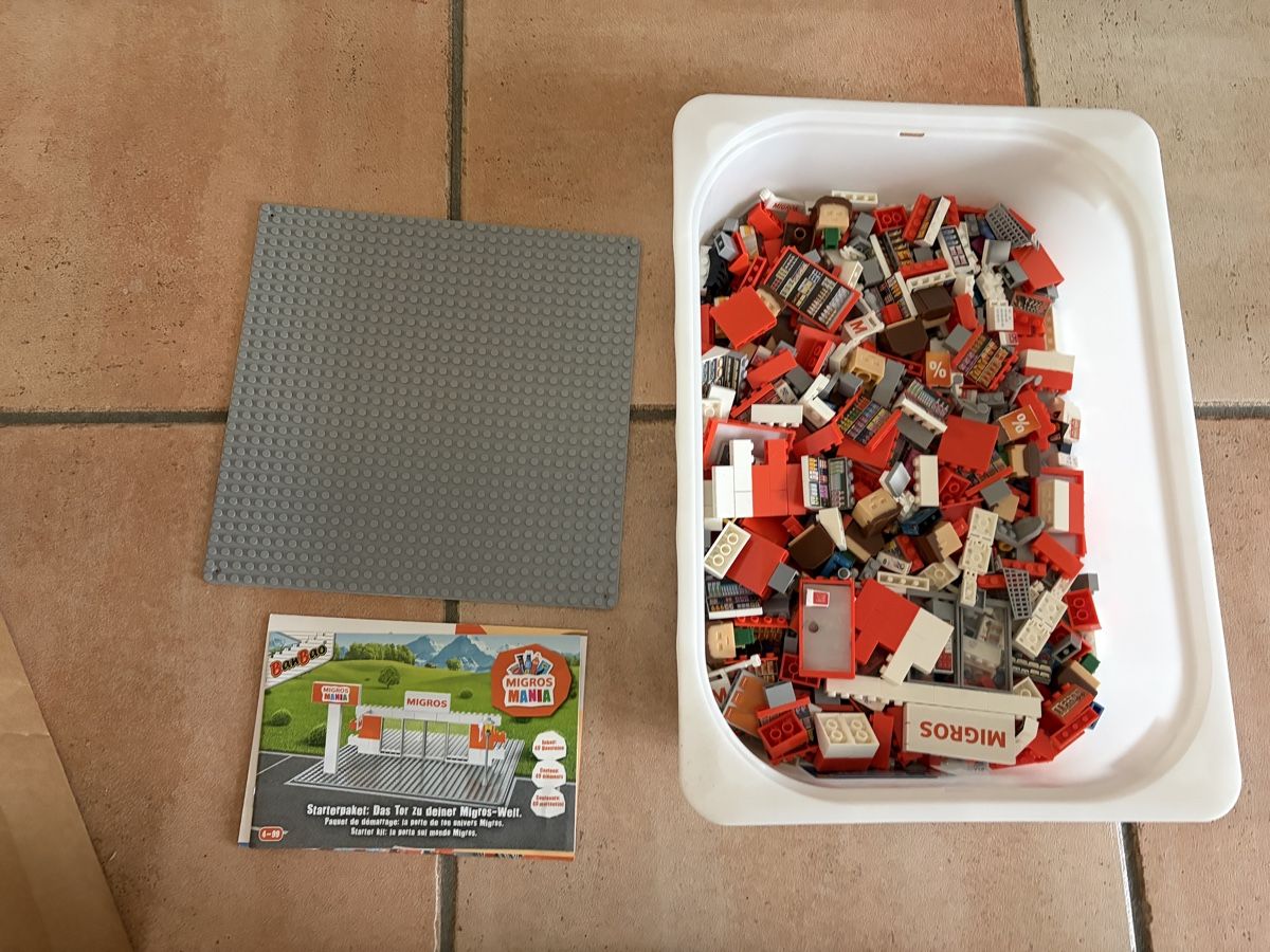 Migros Giocattoli: Migros Mania Bausteine Migros Welt – Usato da Schlossrued venduto da Spurti