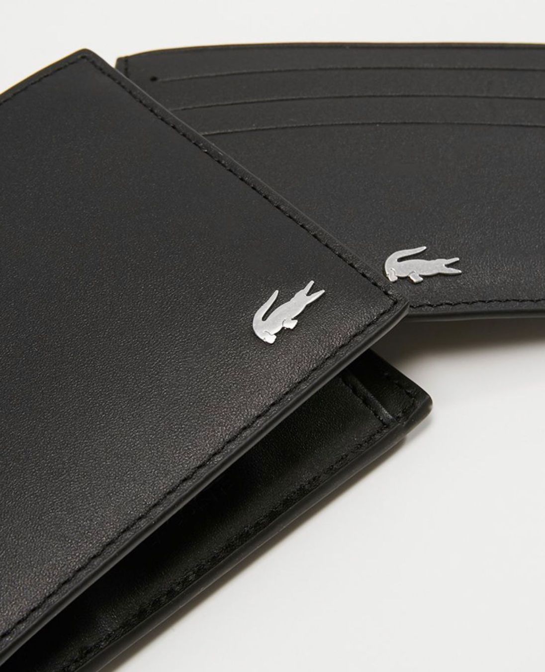 Lacoste Portafogli: LACOSTE Geschenkset M Billfold Coin Box – Nuovo e nell'imballaggio originale da Oberaach venduto da Dandy2021 2