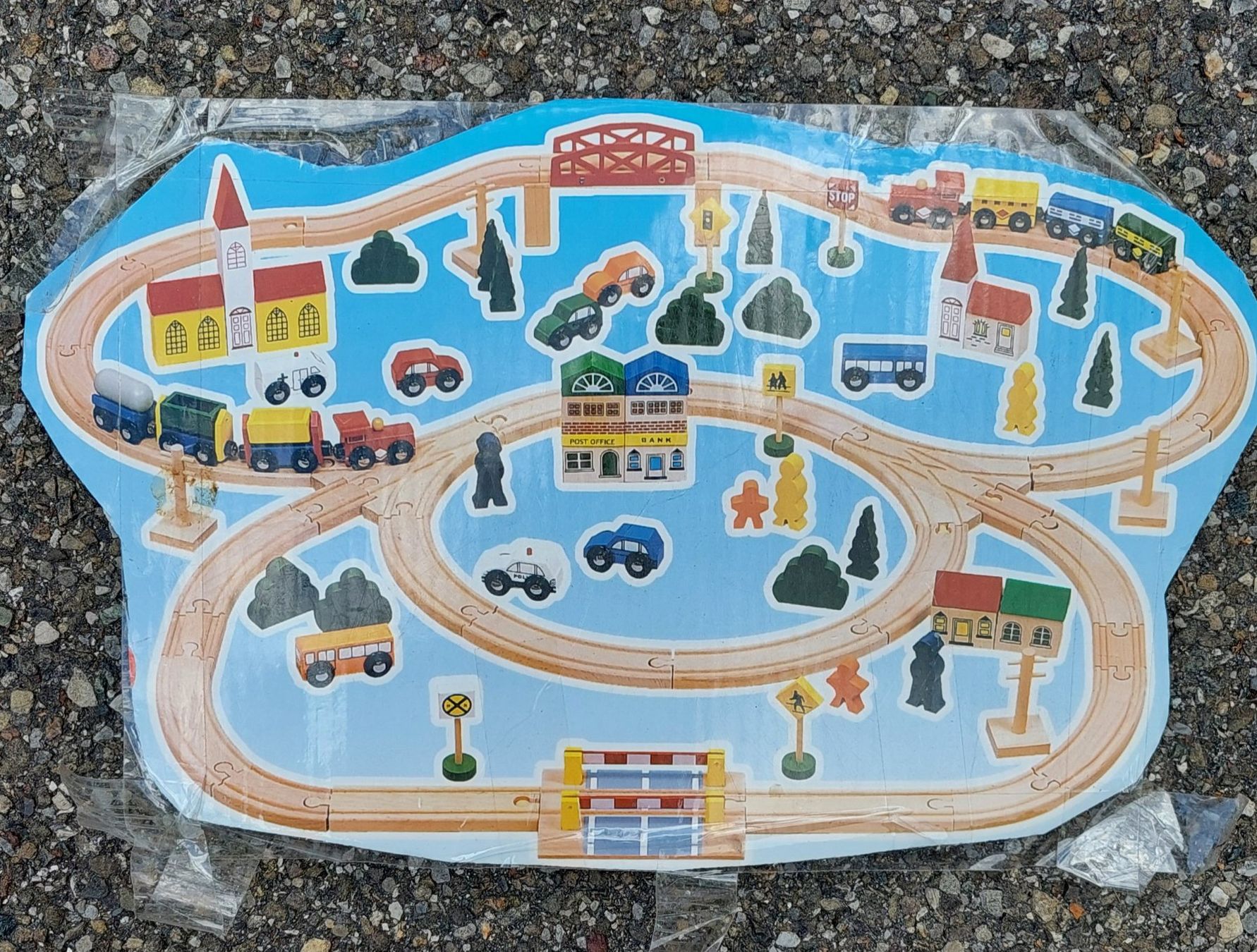 Bea Spielzeuge: Holzeisenbahn Set BEA, mit Brio kompatibel – Gebraucht aus Uitikon Waldegg von Smeragol 1