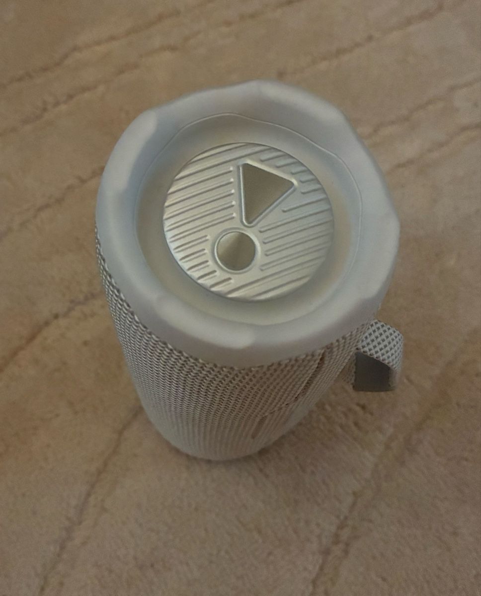 JBL Lautsprecher: JBL Flip 7 | Bluetooth Lautsprecher | Weiss – Gebraucht aus Tann von Flowerfield 2