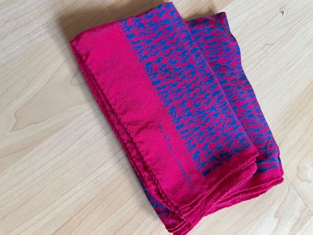 Trendiges Foulard mit Musiker und Musikerinnen drauf