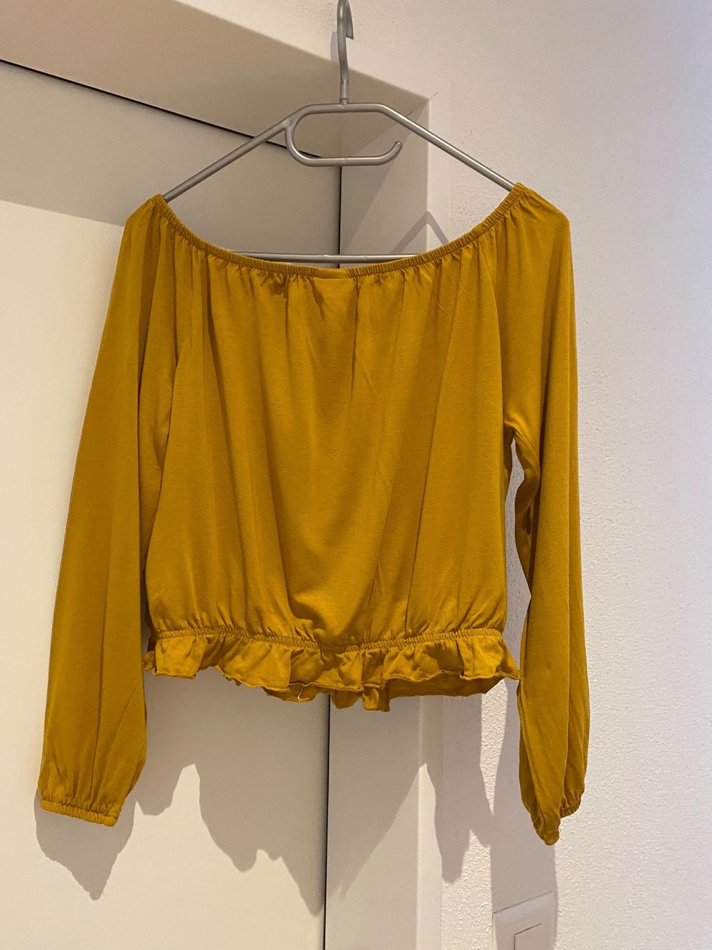 Camicette: Blusen 2er Set langarm, crop – Usato da Dachsen venduto da Jay_3 2