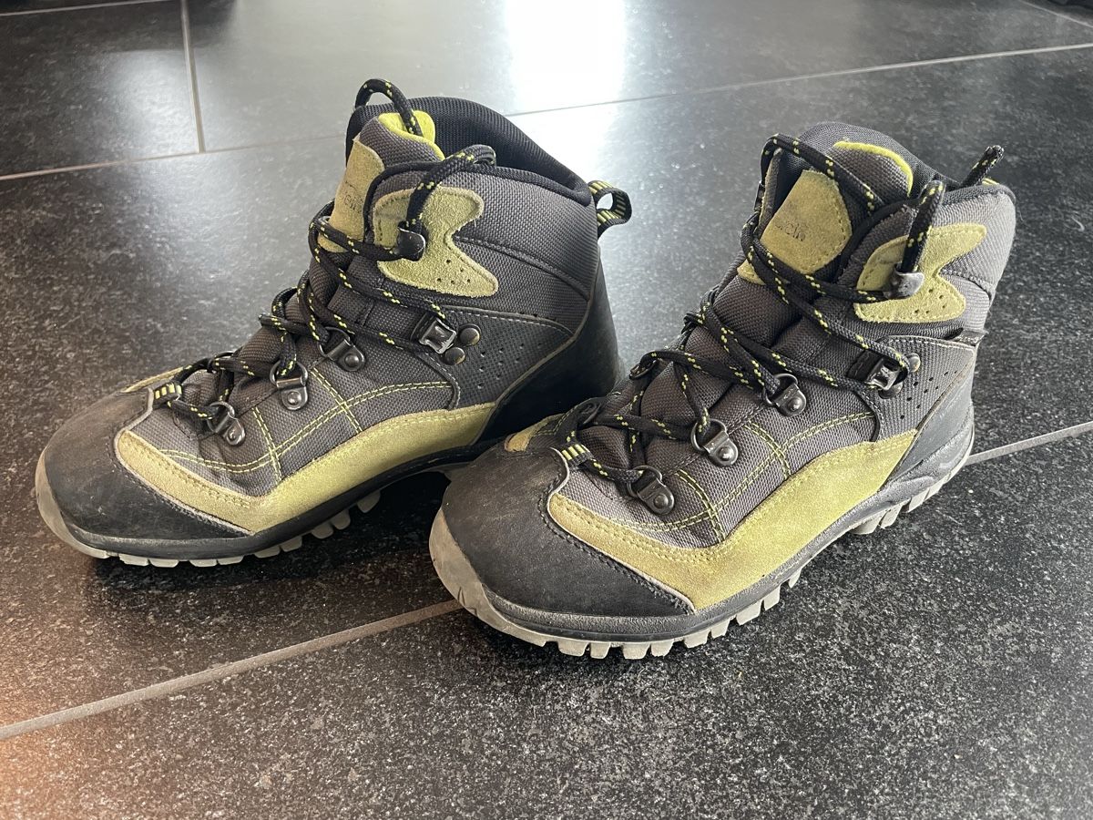 Scarpe per ragazzi: Weissenstein Wanderschuhe Grösse 34 – Usato da Wegenstetten venduto da Marcus2222 2