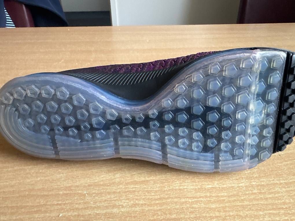 Scarpe da uomo: Nike Zoom gr 44 – Usato da Zürich venduto da mamoliso 3