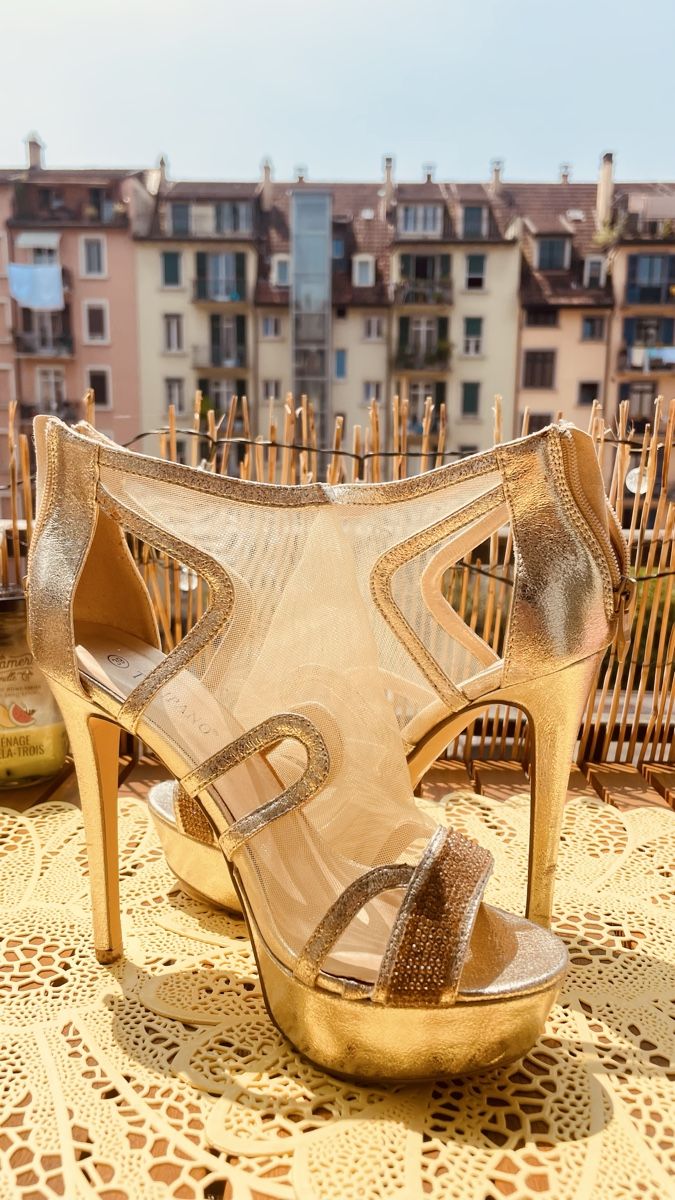 Damenschuhe: Elegant & Sexy Golden Dancing Sandals – Neu (gemäss Beschreibung) aus Luzern von lei_5btm 8