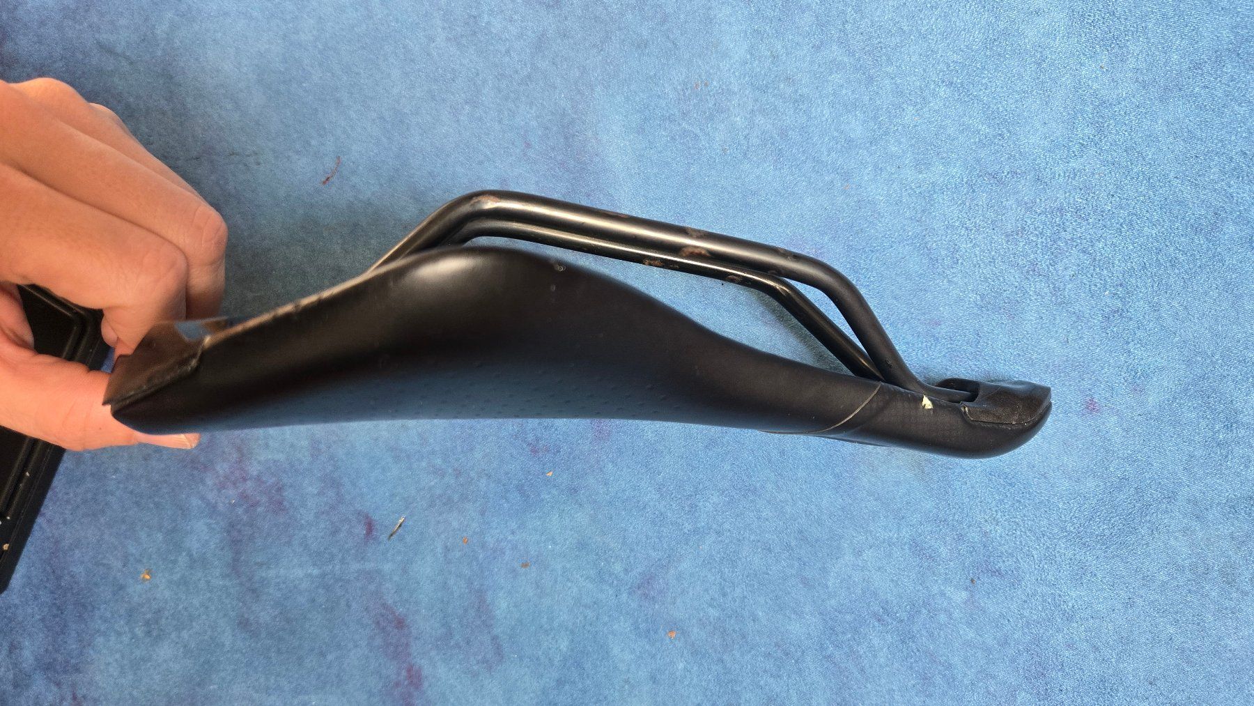 Specialized Pièces détachées: Selle Specialized Power Comp Mimic 155mm – D'occasion à Carouge GE par ana_6lnf 2