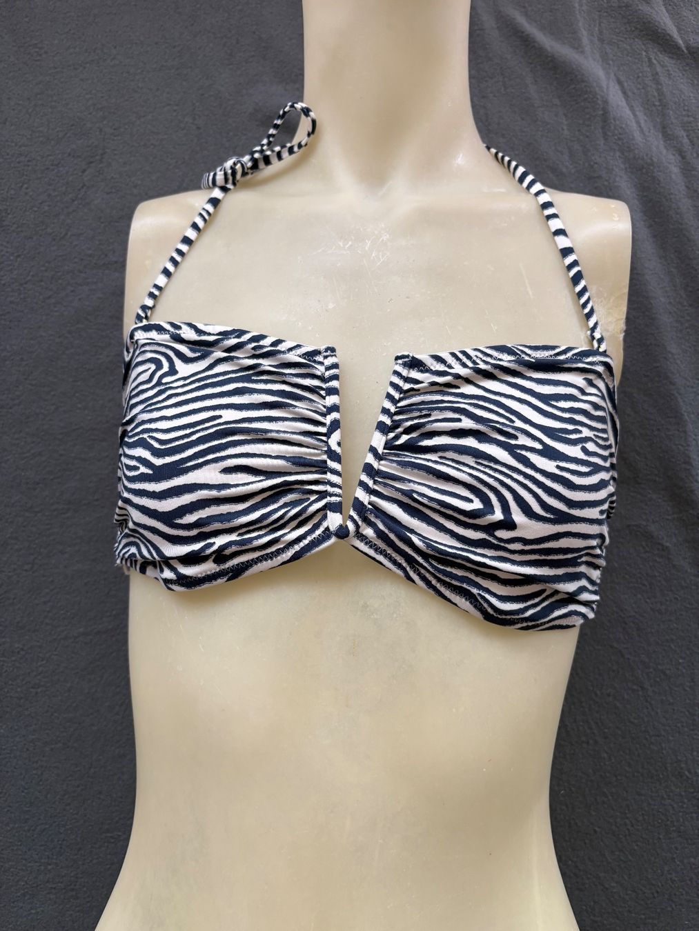 H&M Maillots de bain & Bikinis: Bikini grM / B-C – D'occasion à Niederbipp par fashionfuchs 1