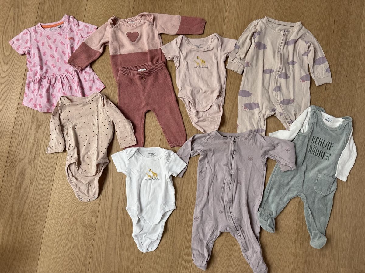 Lotti & Set di vestiti: Baby Kleider Set, Grösse 68 – Usato da Humlikon venduto da Marsupilami8