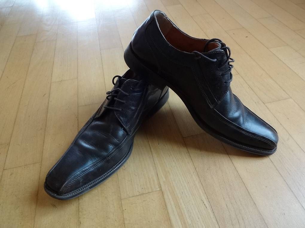 Chaussures hommes: div. Herrenschuhe Gr. 43 – D'occasion à Olten par J.Gr 3