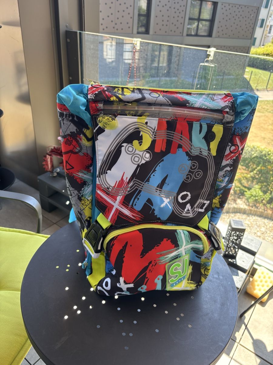 Sacs à dos: Rucksack mit LED-Beleuchtung neu – Neuf avec emballage d'origine à La Tour-de-Trême par ValGruyere