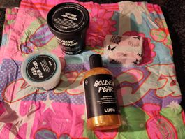 Lush Set: Snow Fairy Tuch, Golden Pear Duschgel & mehr!