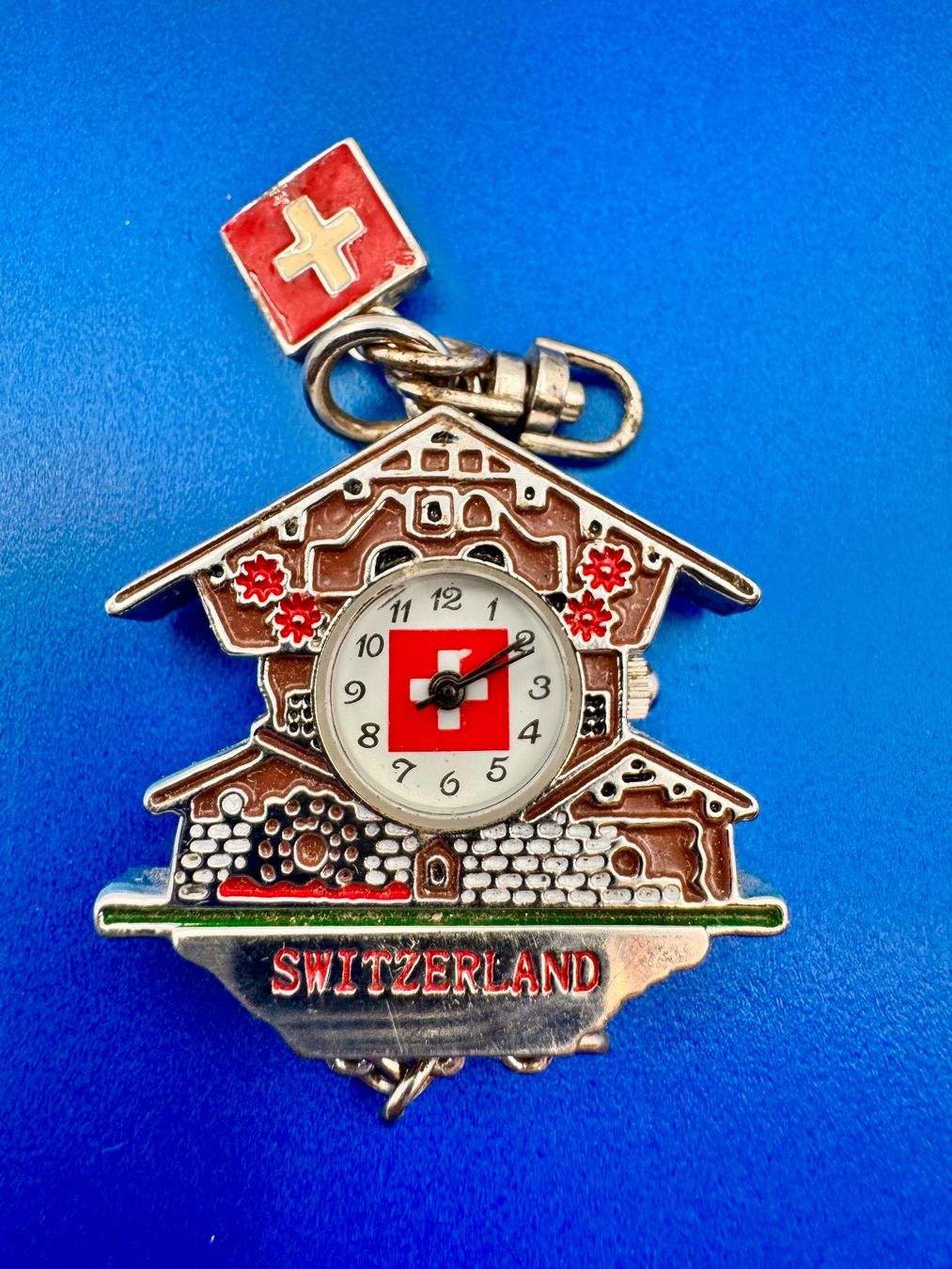 Autres accessoires pour montres: Anhängeruhr Chalet – D'occasion à Hermetschwil-Staffeln par Mobile2013