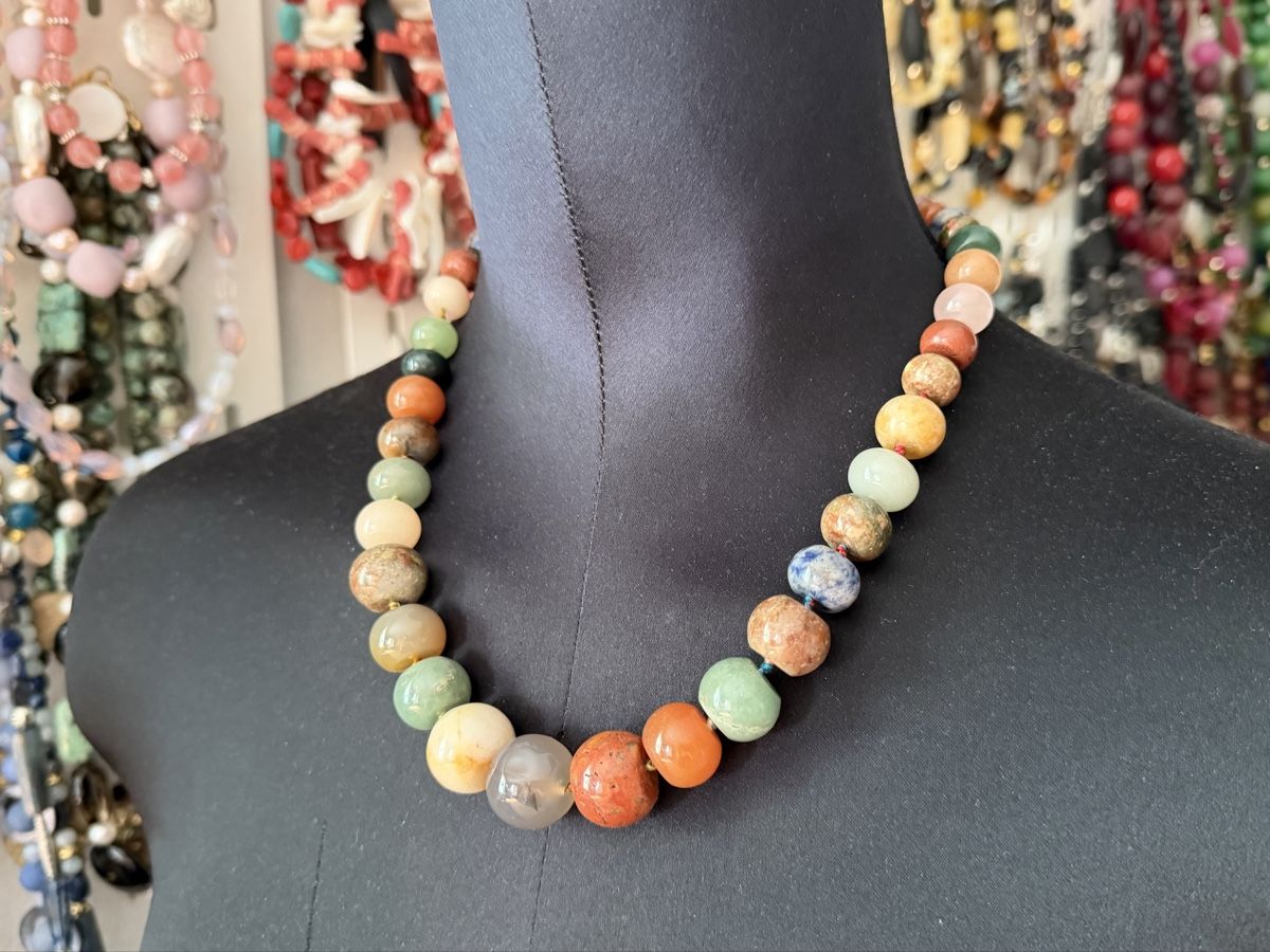 Catenine: Vintage gemischte Steine Halskette – Usato da Lamone venduto da LaCantinaMagica 2