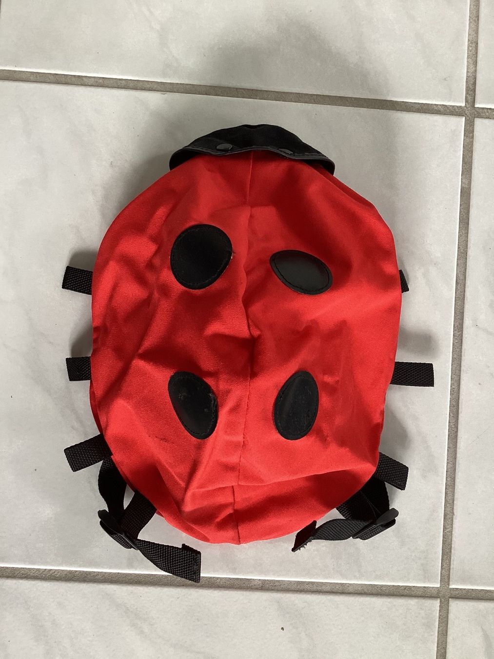 Meili Borse & Zaini: Kinderrucksack (Marienkäfer) – Usato da Adliswil venduto da Bolline