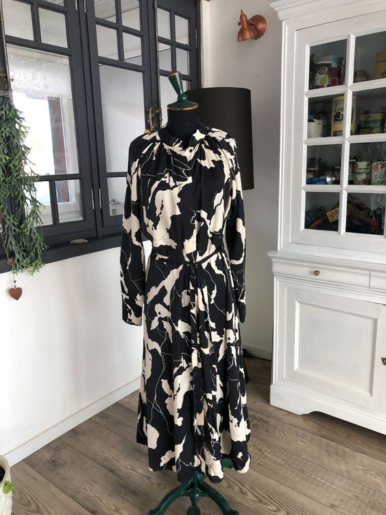 Robe Noire Longue H&M - Taille 14/M - Occasion Très Bon état