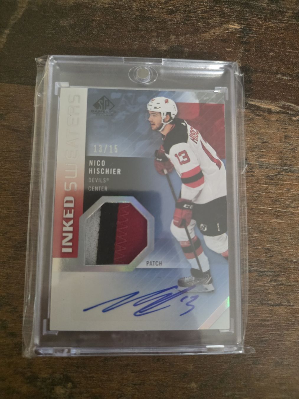 NHL Carte collezionabili: Nico Hischier Jersey Patch Karte – Nuovo (secondo la descrizione) da Kilchberg ZH venduto da BlaugelbeMacht1921