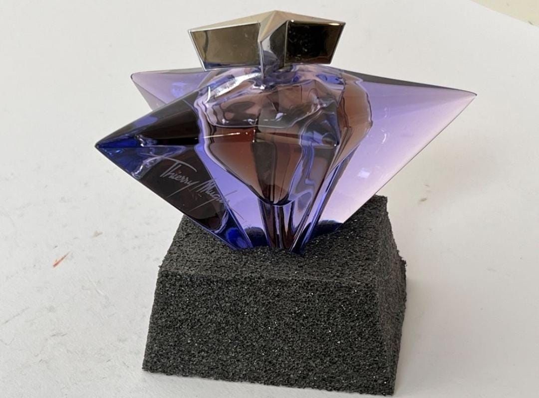 Mugler Profumi & Eau de Toilette: Parfum THIERRY MUGLER Angel 30ml – Usato da Kestenholz venduto da Porsche117