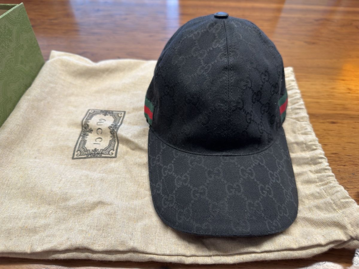 Gucci Copricapi, berretti & cappellini: Gucci Baseballmütze – Nuovo (secondo la descrizione) da Zürich venduto da TDAsker 2