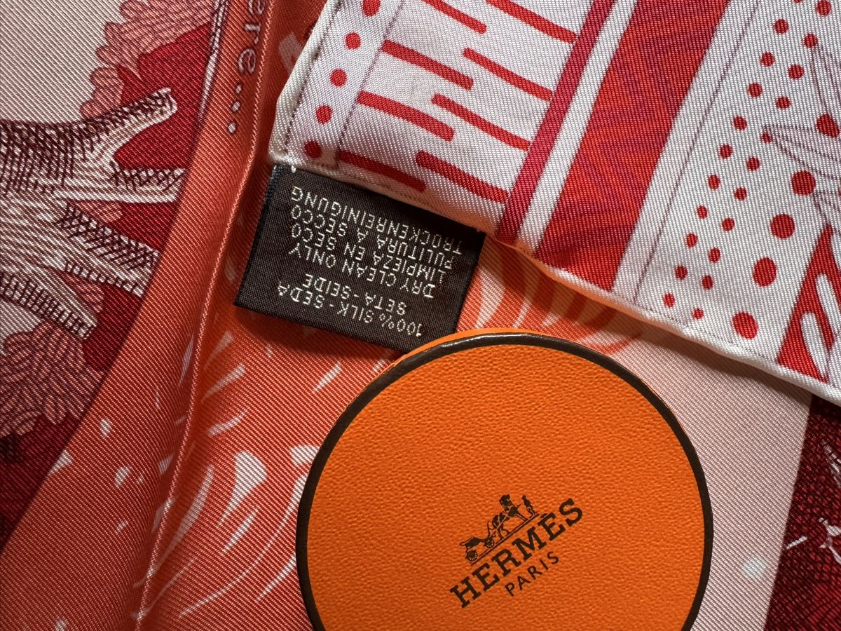 Hermès Foulards, Tücher & Schals: Hermès carré Acte 3 Scène 1 La Clairière – Neu (gemäss Beschreibung) aus Genève von HappyLifestyle 3
