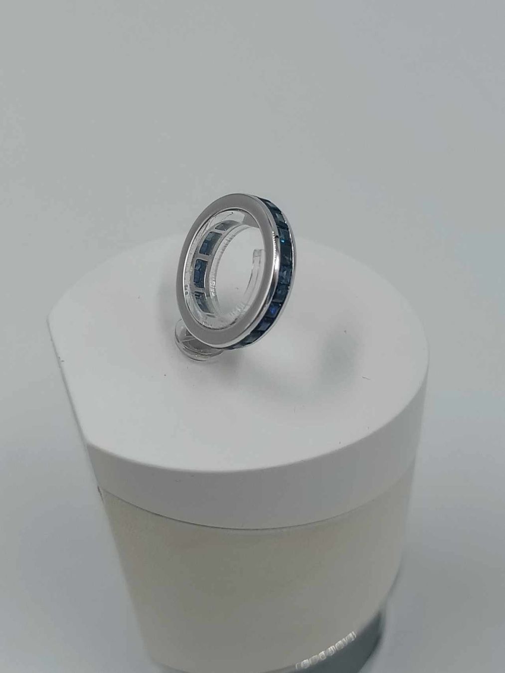 Anelli: ALLIANCE SAPHIR RING IN 750 WEISSGOLD – Usato da Luzern venduto da EdiGem 8