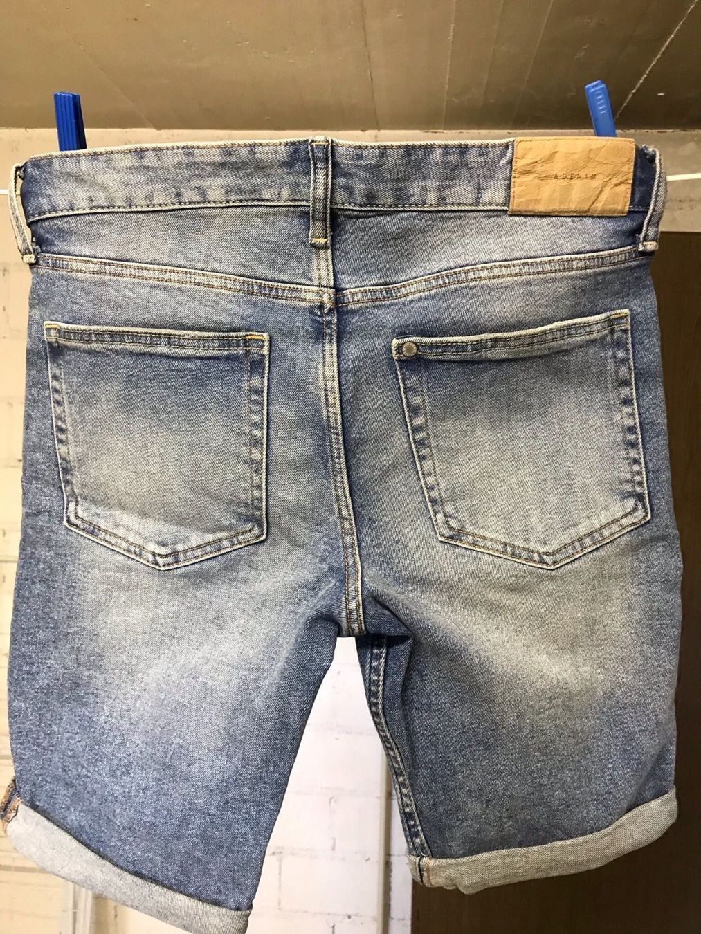 Pantaloni: 1 HerrenKurz Hose grösse 30 – Usato da Thun venduto da jeff070 1