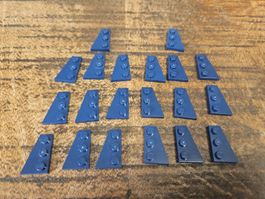 lego 43723 et 43722 lot de 20 pièces Dark Blue Wedge, Plate
