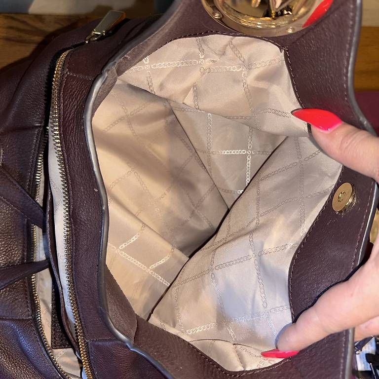Michael Kors Sacs femmes: Michael Kors Handtasche – D'occasion à Rieden SG par Nathalja 1