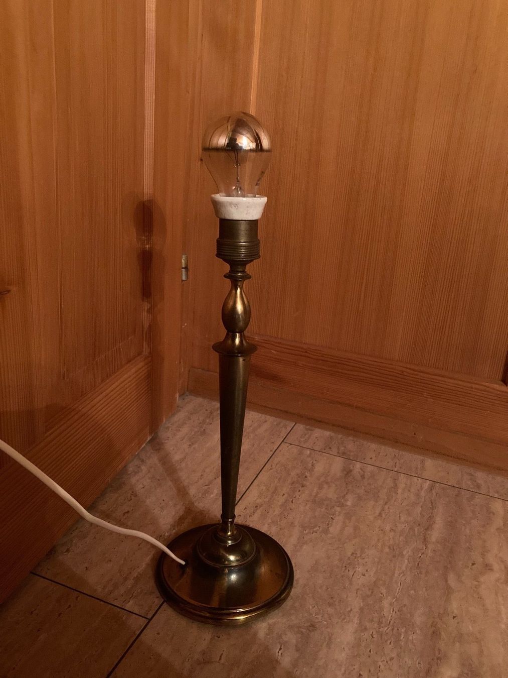 Lampade: Tischlampe, Lampe – Usato da Neftenbach venduto da 889095 2