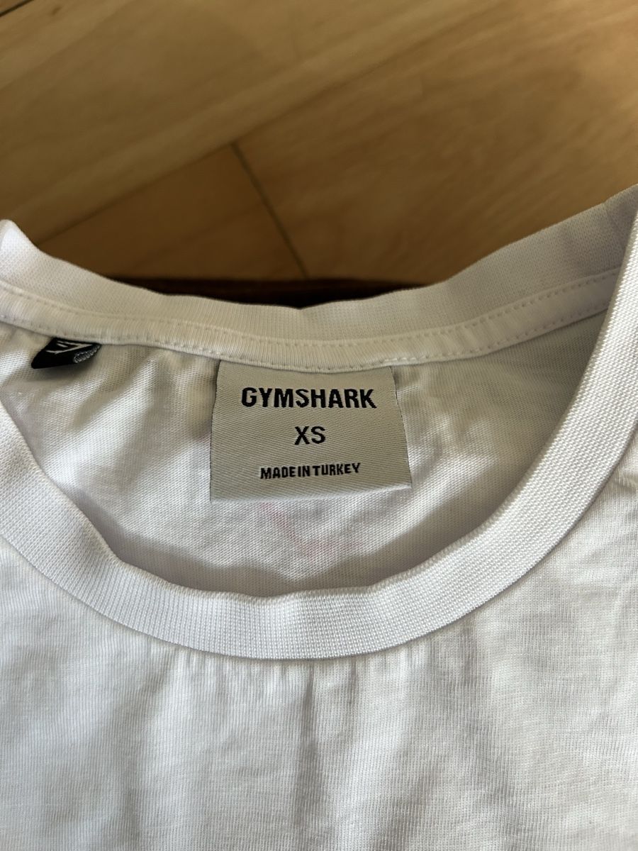 Gymshark T-Shirts: Crop Top Shirt Gymshark – Neu (gemäss Beschreibung) aus Bern von xen_s2sl 1