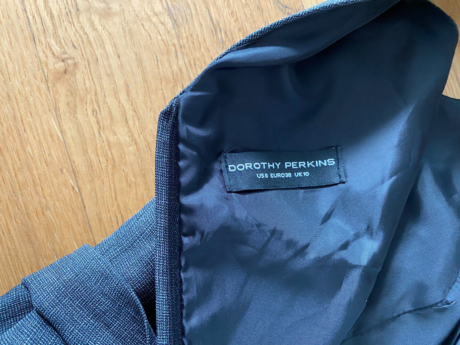 Dorothy Perkins Kleider: Dothory Kleid Gr.38 nie tragen – Gebraucht aus Dübendorf von Levintreyer 4